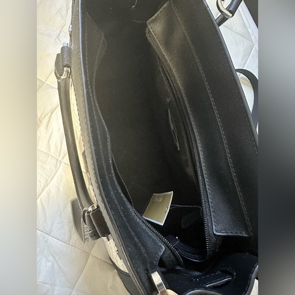 🔥BUNDLE of 4 pieces Authentic Michael Kors Center Stripe - A STEAL OF A DEAL 🔥 - Picture 10 of 16